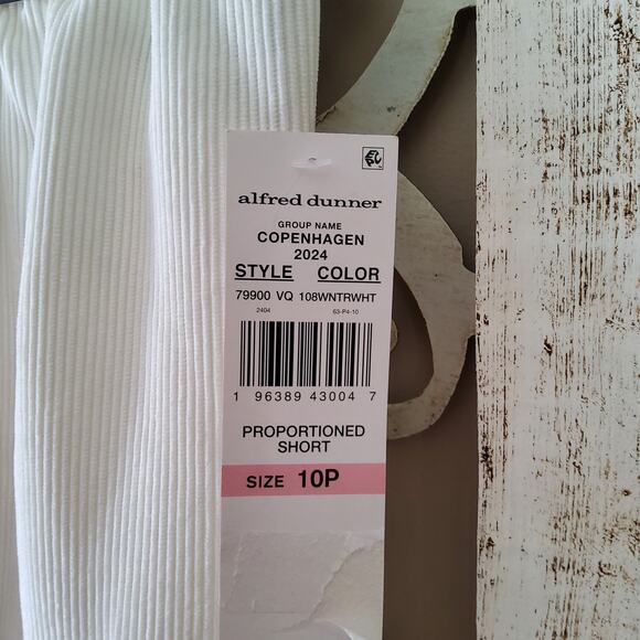 Alfred Dunner Women's Copenhagen Corduroy Elastic Waist Pants in White - Picture 6 of 11